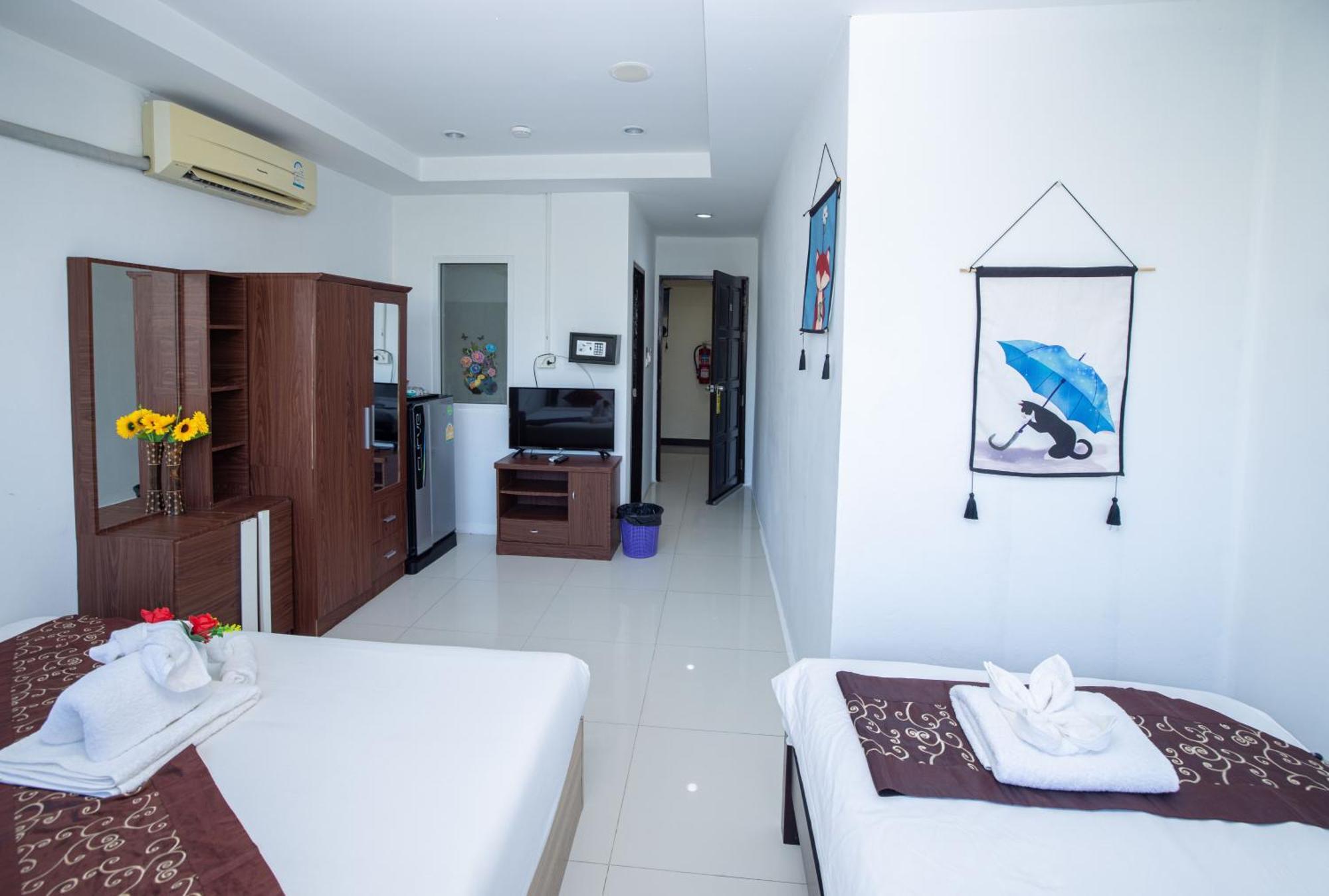 Happy 99 Guest House Patong Eksteriør billede